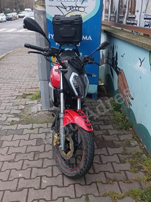 Rks rk125s temiz bir kaç çizik mevcut Acil