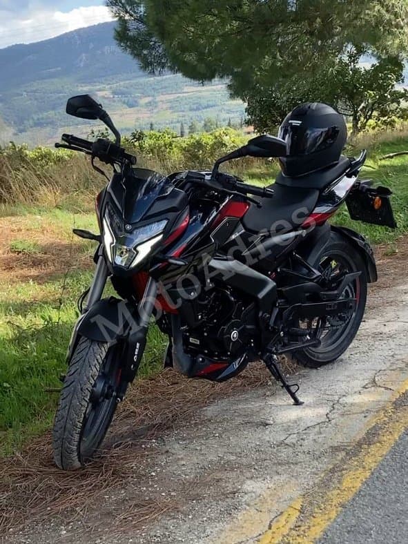 Bajaj Pulsar NS200 UG2 2025 Model Temiz bu ug 2 versiyonudur