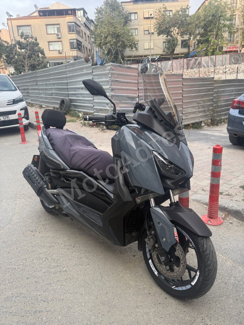 Yamaha XMAX 250 2022